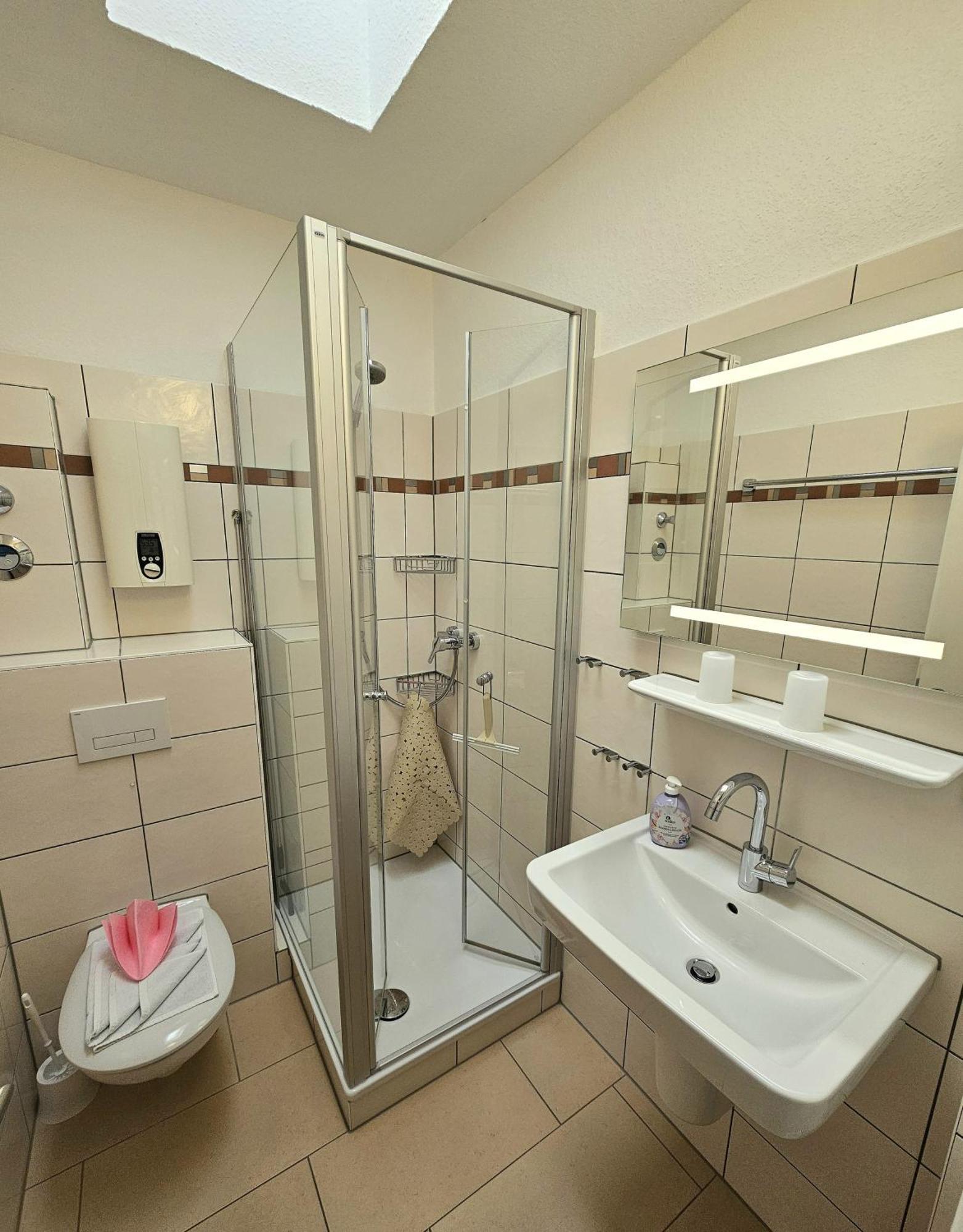 Wohnung 2 - G Pape - Schoene Terassenwohnung Mit Sep Ankleidezimmer, Kostenloses Wlan, Longstay Rabatt, Naehe Duenenpark Grömitz المظهر الخارجي الصورة